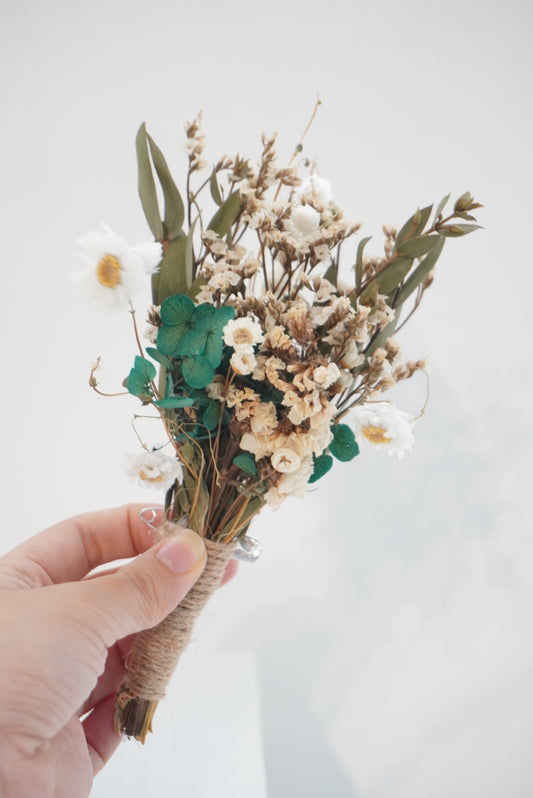 Dried Floral Boutonniere