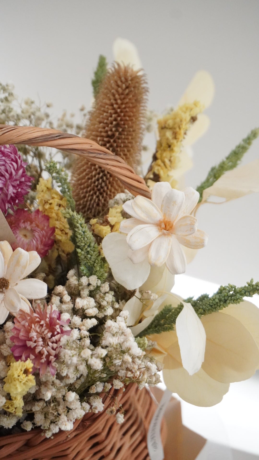 Seasonal Dried Floral Basket Blooms